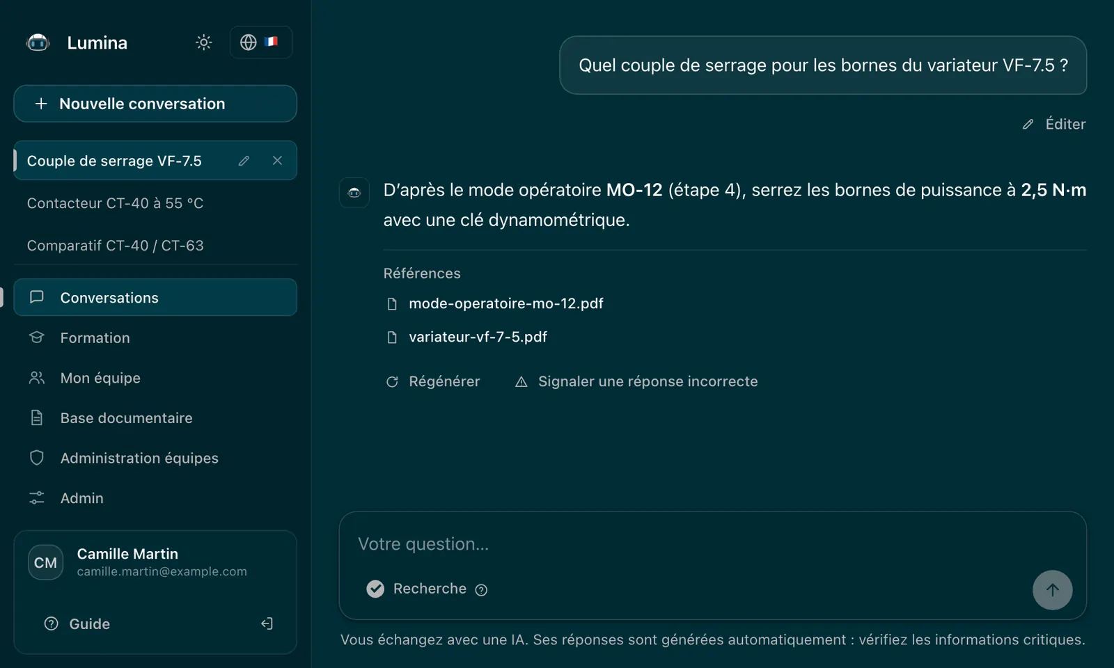 Capture de l’assistant Lumina : la question sur le couple de serrage du variateur VF-7.5, la réponse tirée de l’étape 4 du mode opératoire MO-12 et ses deux documents sources.